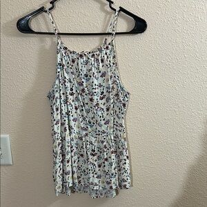 Maurice’s Floral Key Hole Neck Tank Top